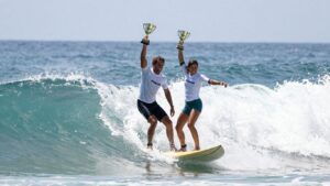 Surfers [Picklum] and [Dora] win WSL Finals at Cloudbreak.